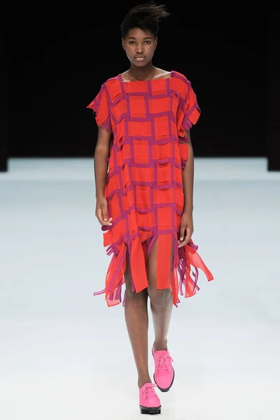 Look 33